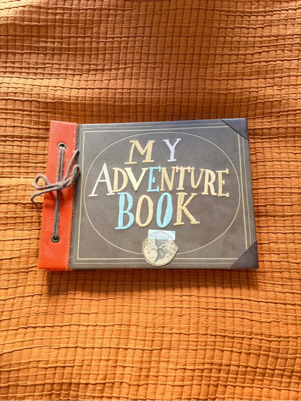 Disney’s Up “My Advenutre Book”
